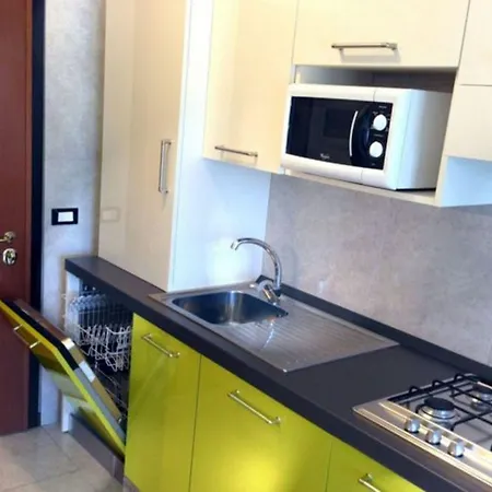 Apartment Welcoming Flat With A Large Terrace-beahost